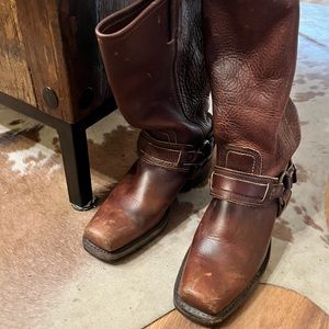 FRYE leather  Harness Square toe Cowboy Boots